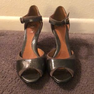 Heels size 7.5